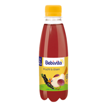 Jabuka s crvenim grožđem i crvenim ribizlom
